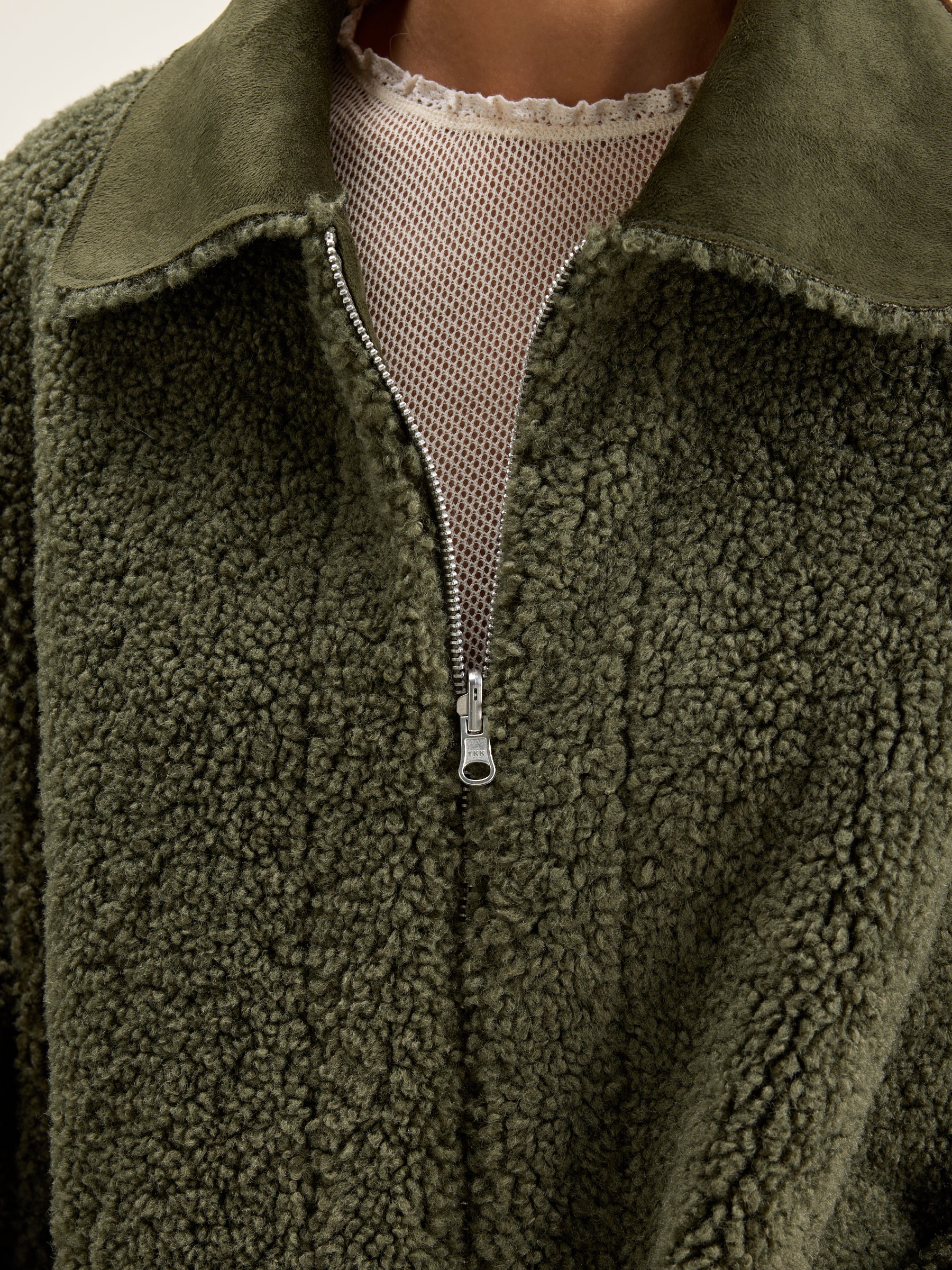 BW242531F2431-032_1263416 BW242531F2431-032_1263416