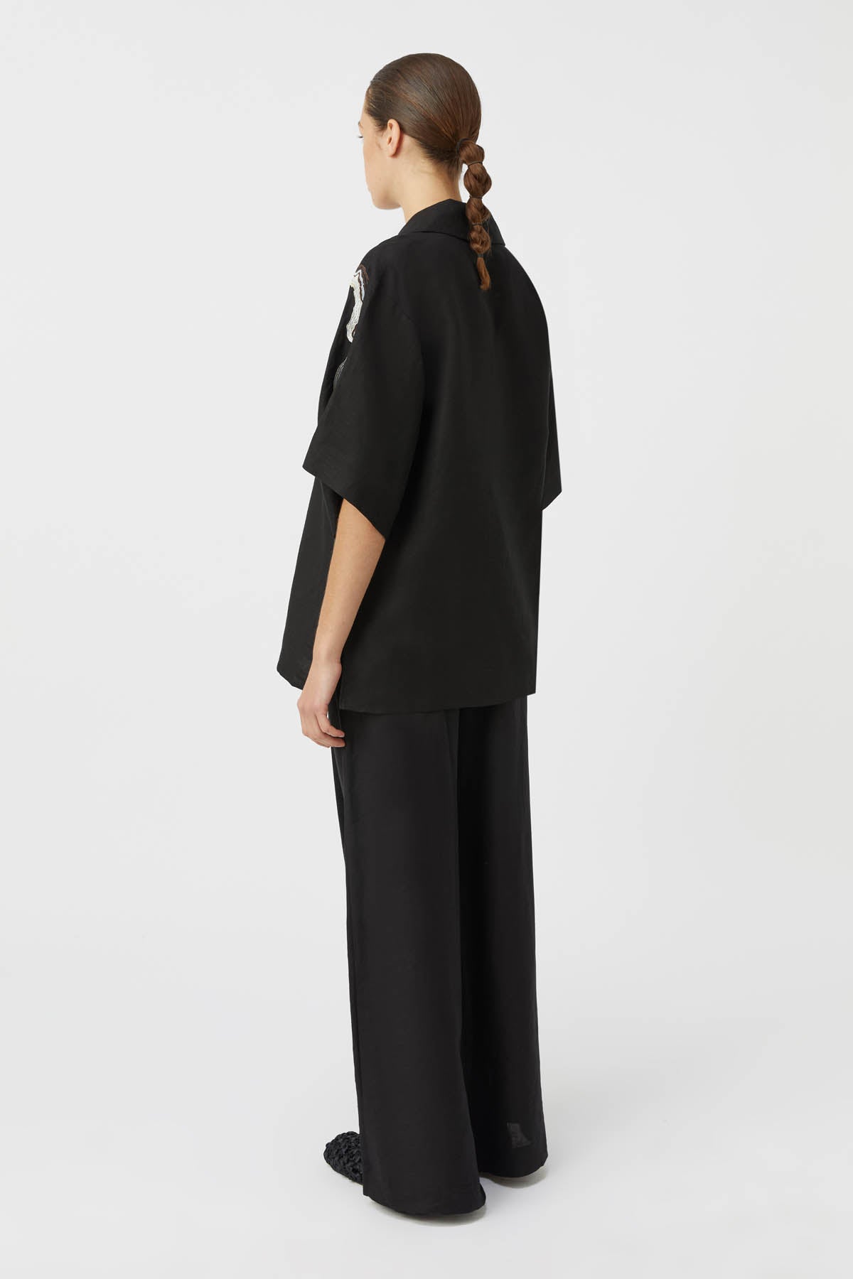 C_M-CAMILLA-AND-MARC-serene-embroidered-linen-shirt-black-4 C_M-CAMILLA-AND-MARC-serene-embroidered-linen-shirt-black-4